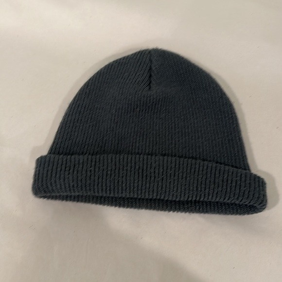 Columbia Beanie - Picture 2 of 2